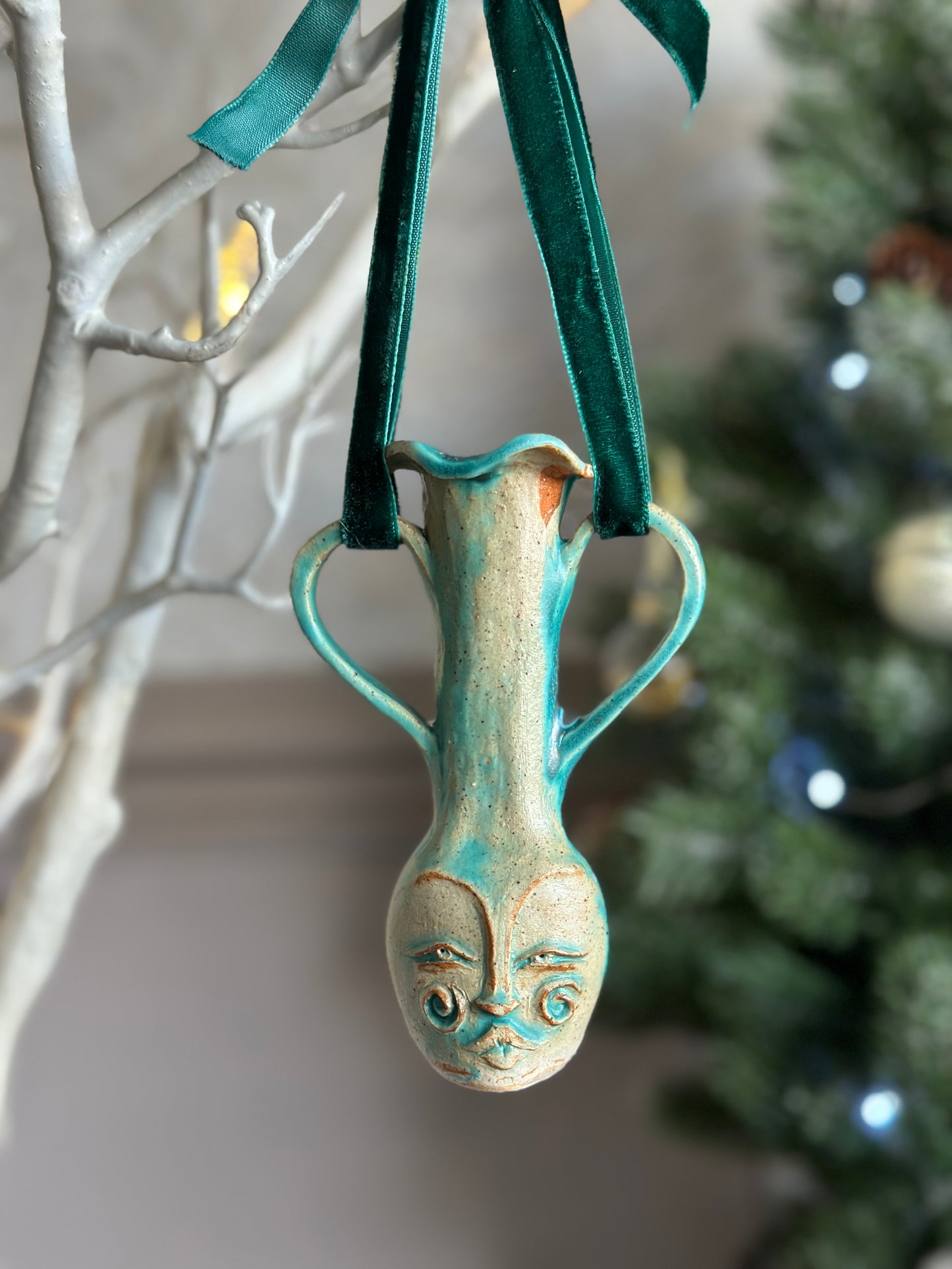 Rustic Face Mini Vase Ornament