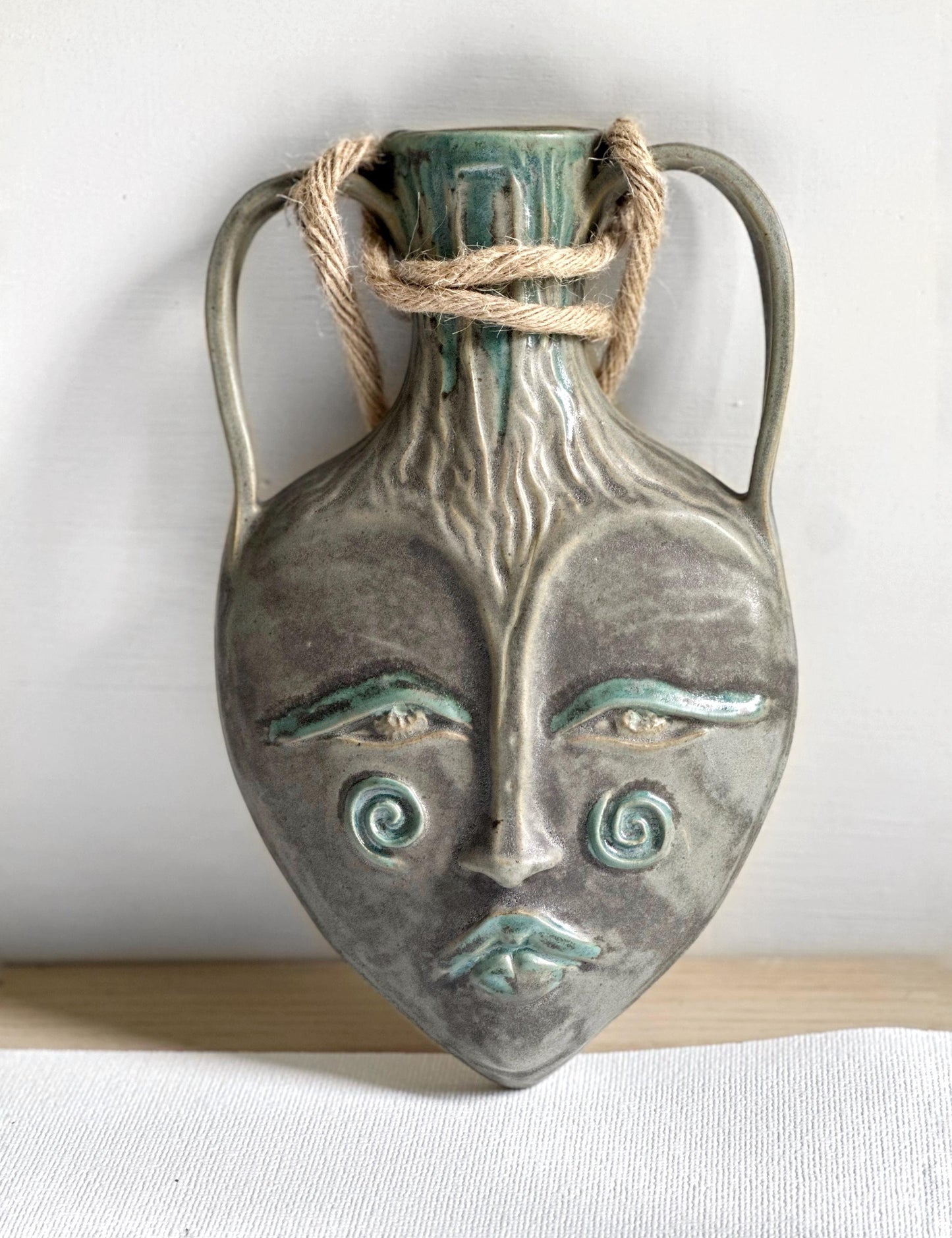 Face Vessel